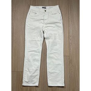 DL1961 Mara Straight Corduroy Pants in White, size 27